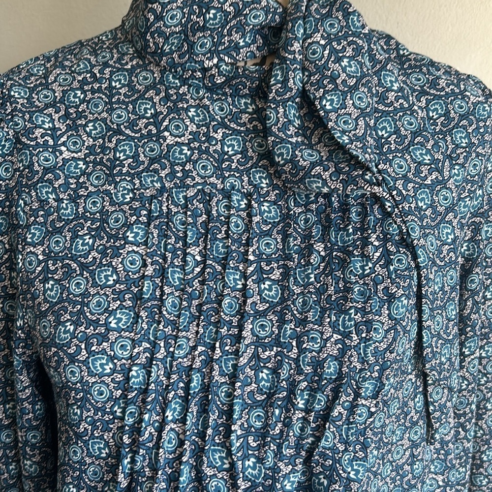 1. State Cloud Dancer Folklore Blue Blouse Size Small NWT - Picture 4 of 12